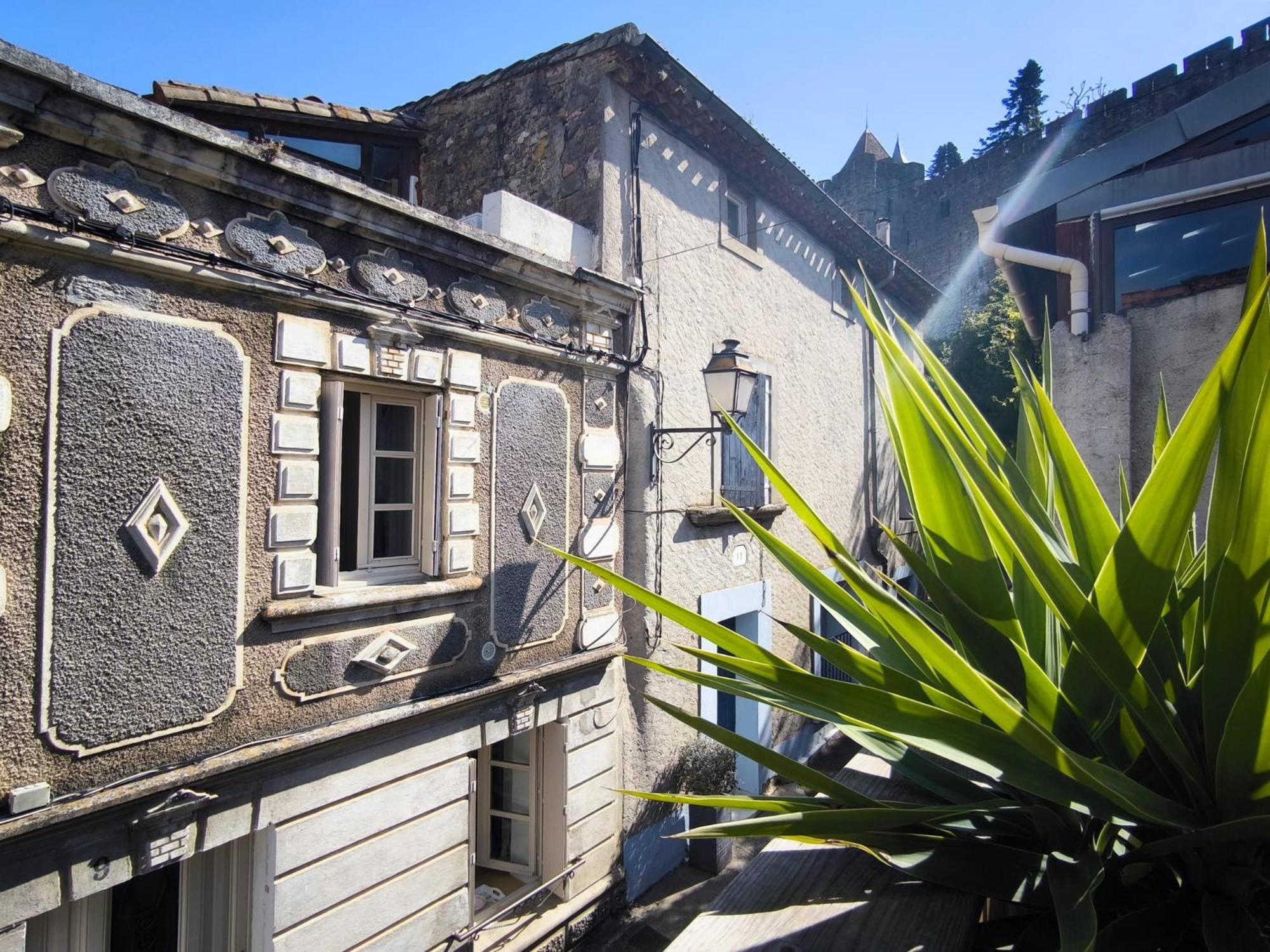Maison Des Remparts Nichee Sous La Cite Carcassonne Eksteriør billede