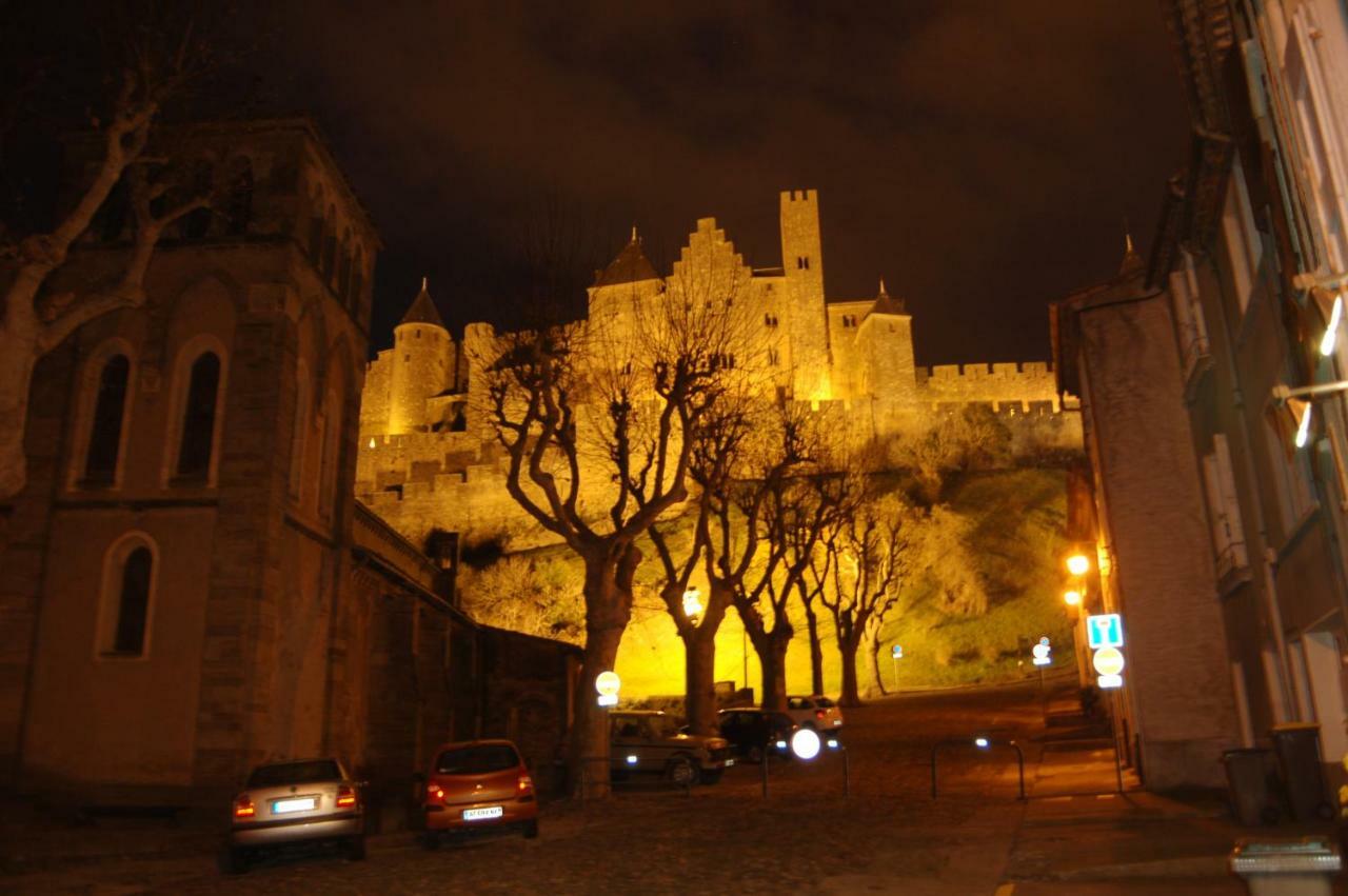 Maison Des Remparts Nichee Sous La Cite Carcassonne Eksteriør billede